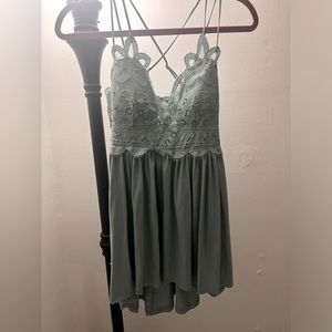 Women’s feminine lace flowy tank
